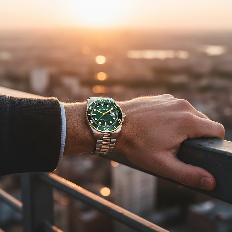 LUMINA Analog Silver Gold